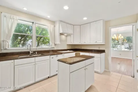 4521 Ortega Forest Drive Jacksonville FL 32210