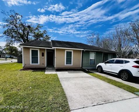 2024 Oak Water Drive Jacksonville FL 32225