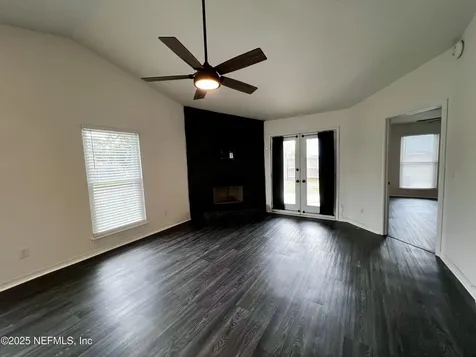 2024 Oak Water Drive Jacksonville FL 32225