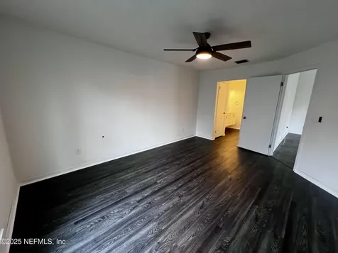 2024 Oak Water Drive Jacksonville FL 32225