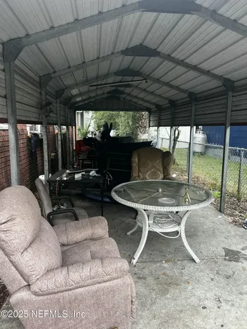 1661 W 2nd Street Jacksonville FL 32209