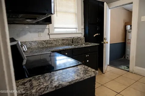 216 W 12th Street Jacksonville FL 32206