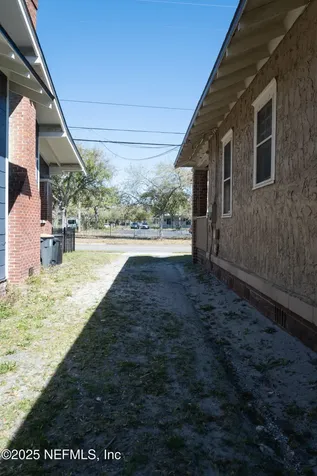 216 W 12th Street Jacksonville FL 32206