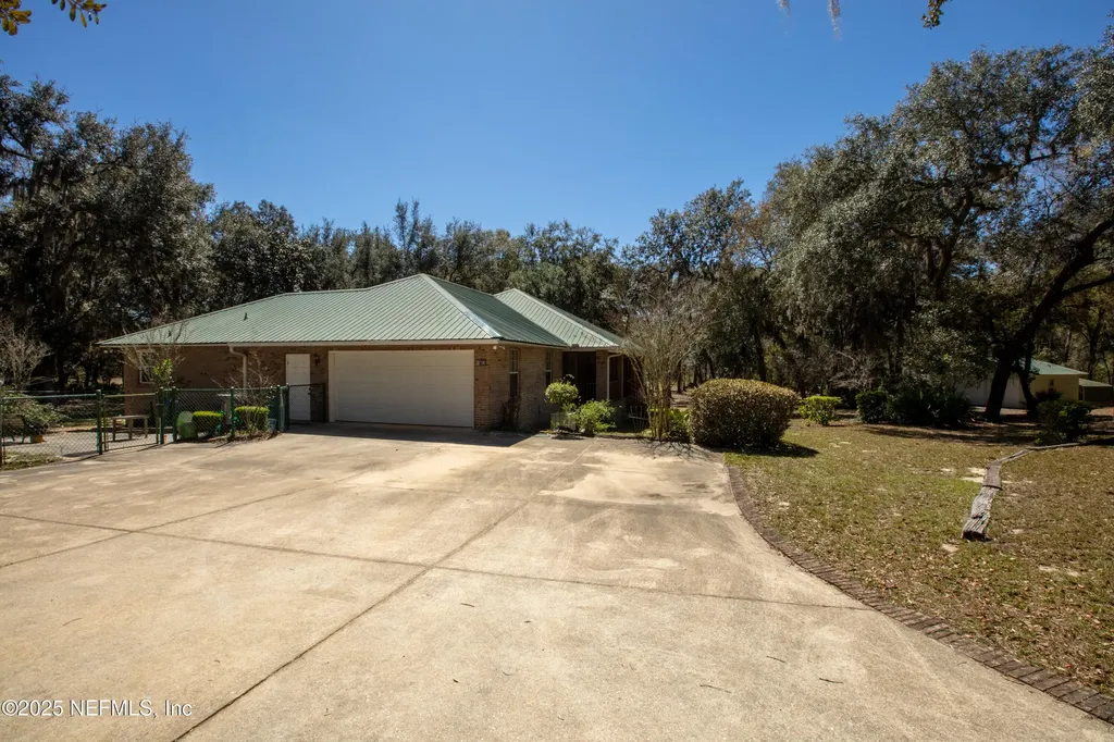 163 Boots Road Melrose FL 32666