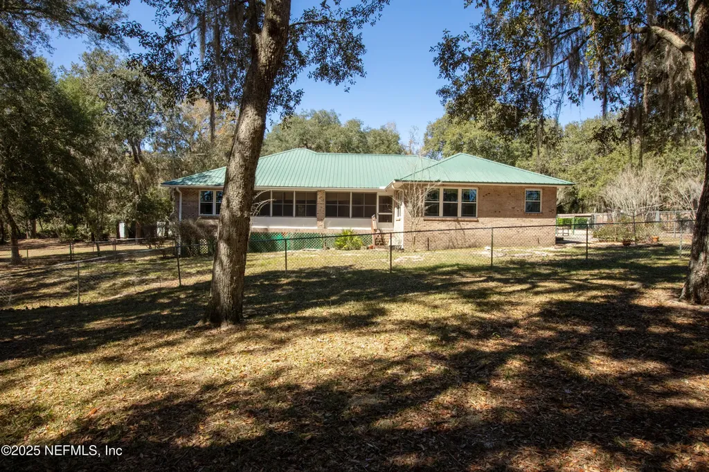 163 Boots Road Melrose FL 32666
