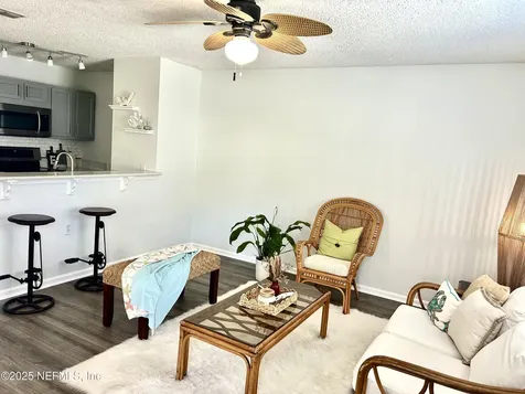 2546 Haywood Estates Lane Jacksonville FL 32233