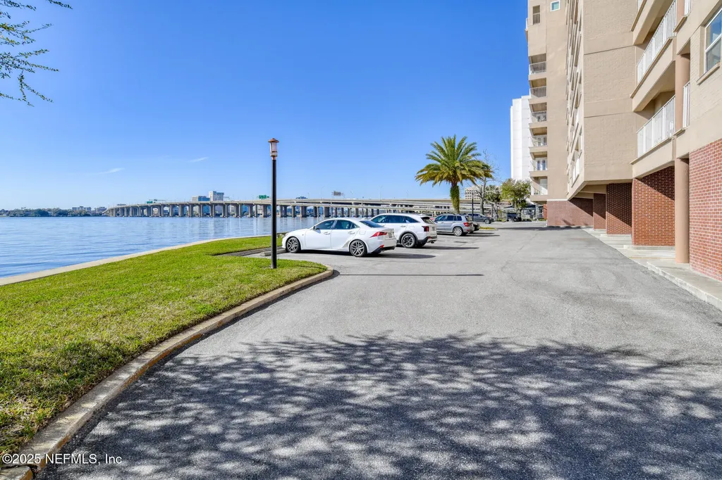 1520 Le Baron Avenue Jacksonville FL 32207