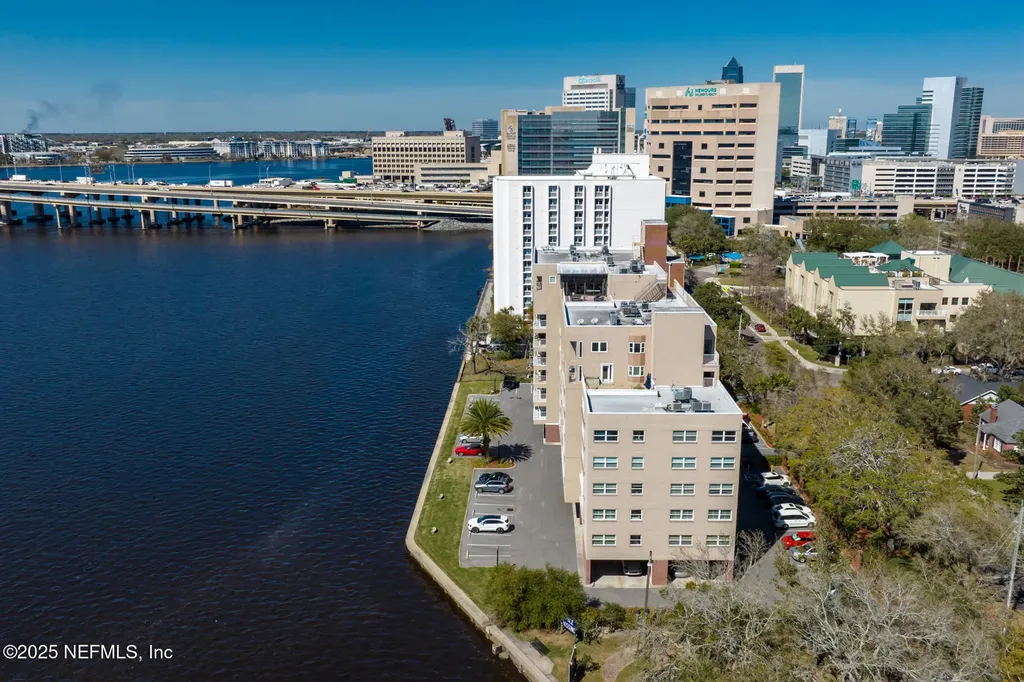 1520 Le Baron Avenue Jacksonville FL 32207