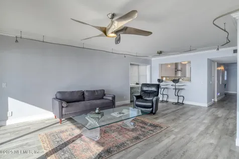 1520 Le Baron Avenue Jacksonville FL 32207