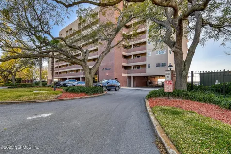1520 Le Baron Avenue Jacksonville FL 32207