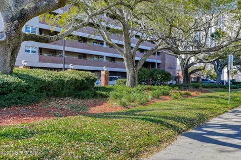 1520 Le Baron Avenue Jacksonville FL 32207
