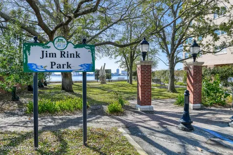 1520 Le Baron Avenue Jacksonville FL 32207