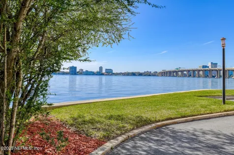 1520 Le Baron Avenue Jacksonville FL 32207