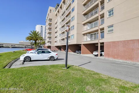 1520 Le Baron Avenue Jacksonville FL 32207