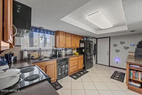7060 Holiday Hill Court Jacksonville FL 32216