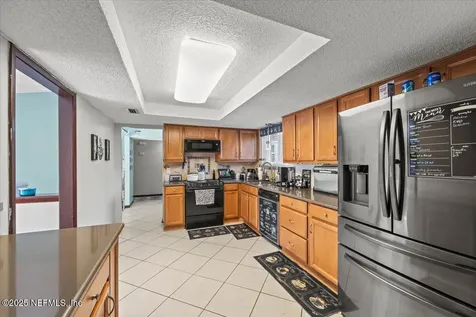 7060 Holiday Hill Court Jacksonville FL 32216