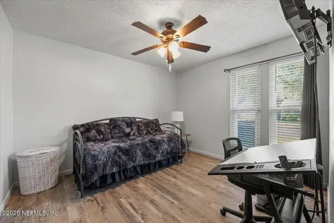 7060 Holiday Hill Court Jacksonville FL 32216