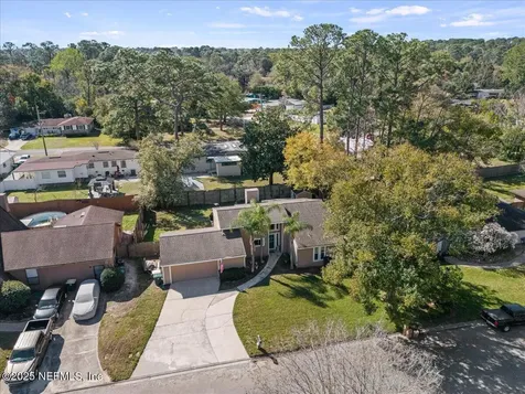 7060 Holiday Hill Court Jacksonville FL 32216