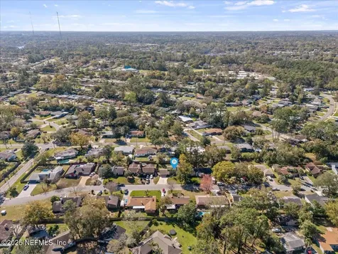 7060 Holiday Hill Court Jacksonville FL 32216