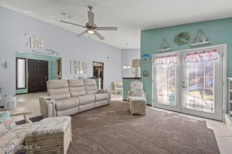 7060 Holiday Hill Court Jacksonville FL 32216