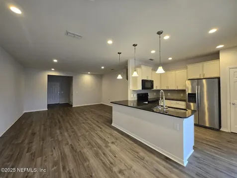 7026 Butterfly Court Jacksonville FL 32258