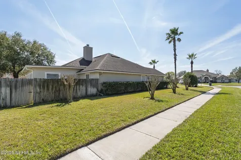 2211 Walnut Creek Court S Jacksonville FL 32246