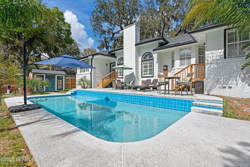 11724 Marthas Vinyard Court Jacksonville FL 32225