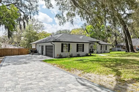 11724 Marthas Vinyard Court Jacksonville FL 32225