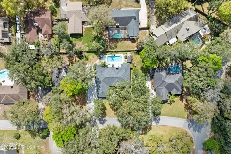 11724 Marthas Vinyard Court Jacksonville FL 32225