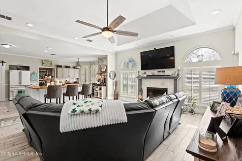 11724 Marthas Vinyard Court Jacksonville FL 32225