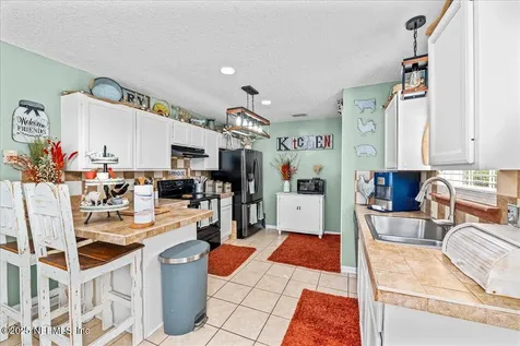 8302 Ivey Hodges Road Macclenny FL 32063