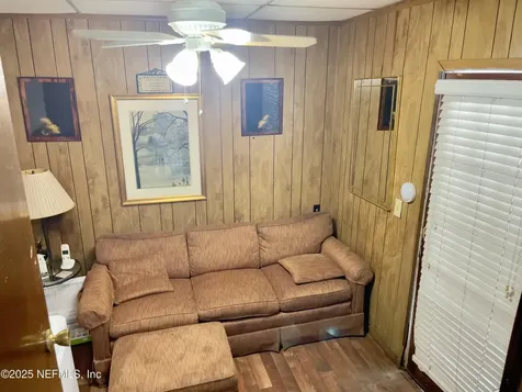5932 Floradale Drive Jacksonville FL 32209