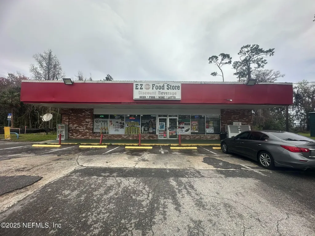 1318 N Orange Avenue Green Cove Springs FL 32043