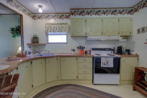 143 Mosswood Street Georgetown FL 32139