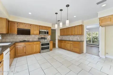 7438 Buckskin Trail S Jacksonville FL 32277