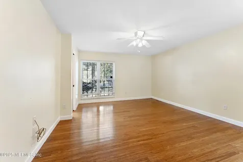 7438 Buckskin Trail S Jacksonville FL 32277