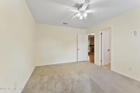7438 Buckskin Trail S Jacksonville FL 32277