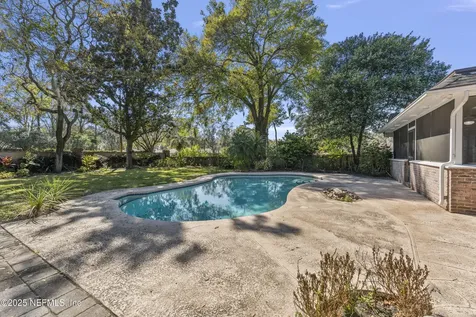 7438 Buckskin Trail S Jacksonville FL 32277