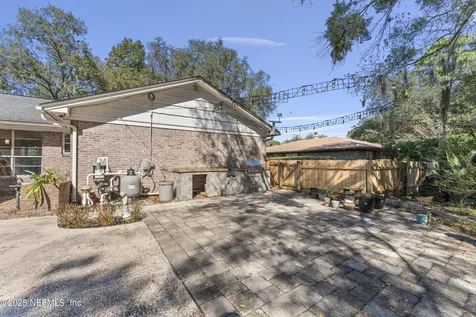 7438 Buckskin Trail S Jacksonville FL 32277