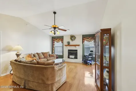 3026 Apalachicola Boulevard Middleburg FL 32068