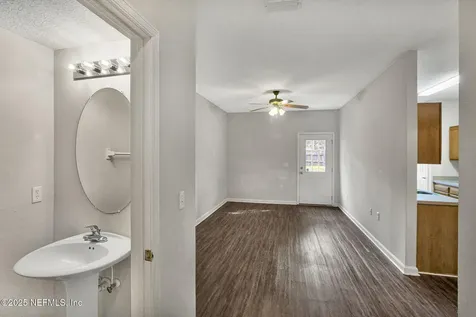8136 Oden Avenue Jacksonville FL 32216