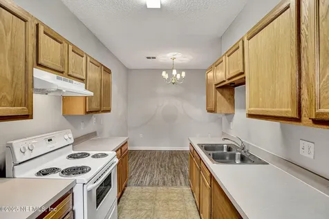 8136 Oden Avenue Jacksonville FL 32216