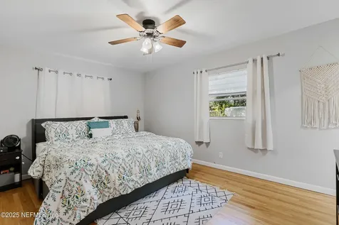 5433 Whitney Street Jacksonville FL 32277