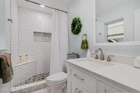 5433 Whitney Street Jacksonville FL 32277