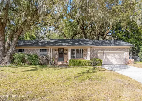 5433 Whitney Street Jacksonville FL 32277