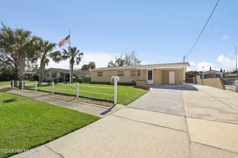 10720 Luana Drive N Jacksonville FL 32246
