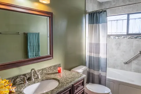 11339 Island Shore Drive W Jacksonville FL 32218