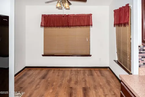 11339 Island Shore Drive W Jacksonville FL 32218