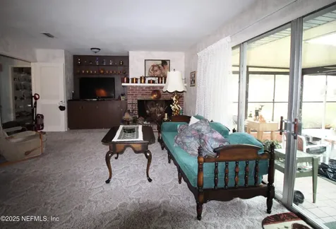 1172 Catalina Road W Jacksonville FL 32216