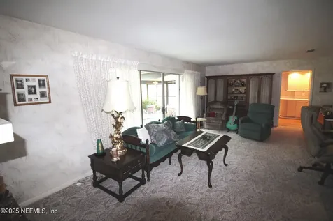 1172 Catalina Road W Jacksonville FL 32216